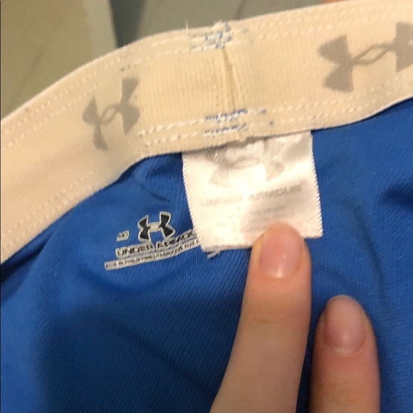 Old under armor shorts - Picture 3 of 3